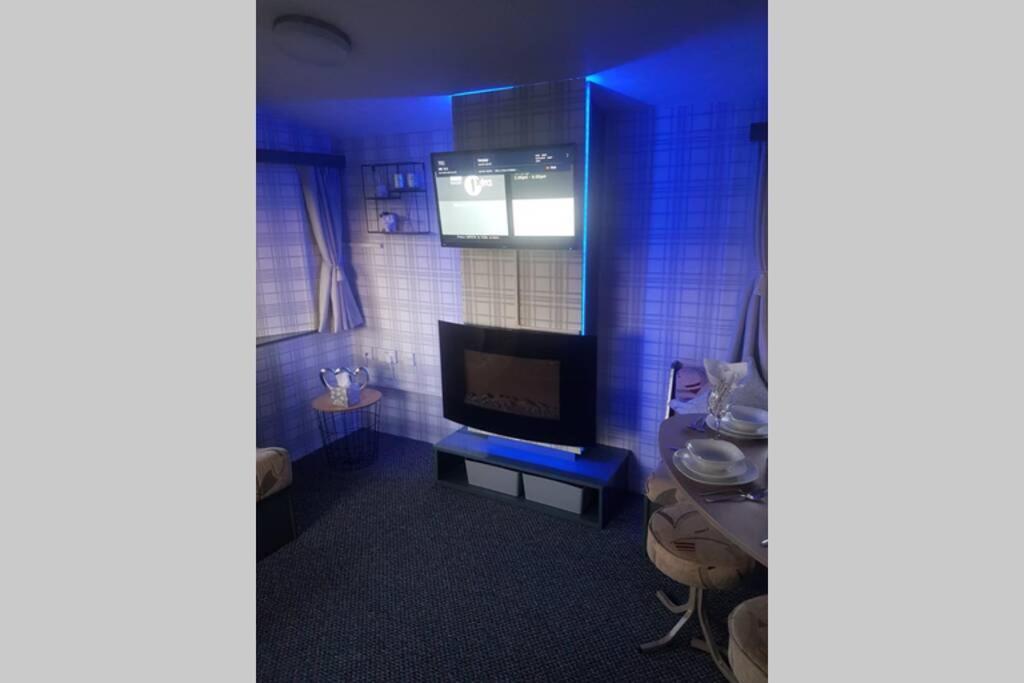 Garvock Hillingworth'S Hot Tub Retreat - St Cyrus 빌라 외부 사진