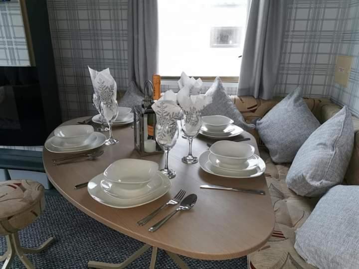 Garvock Hillingworth'S Hot Tub Retreat - St Cyrus 빌라 외부 사진