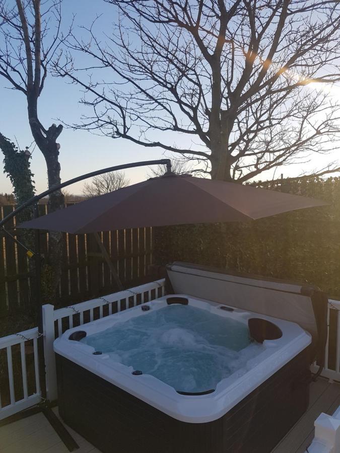 Garvock Hillingworth'S Hot Tub Retreat - St Cyrus 빌라 외부 사진