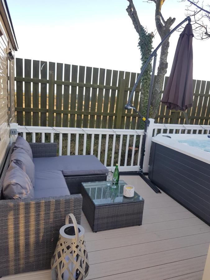 Garvock Hillingworth'S Hot Tub Retreat - St Cyrus 빌라 외부 사진
